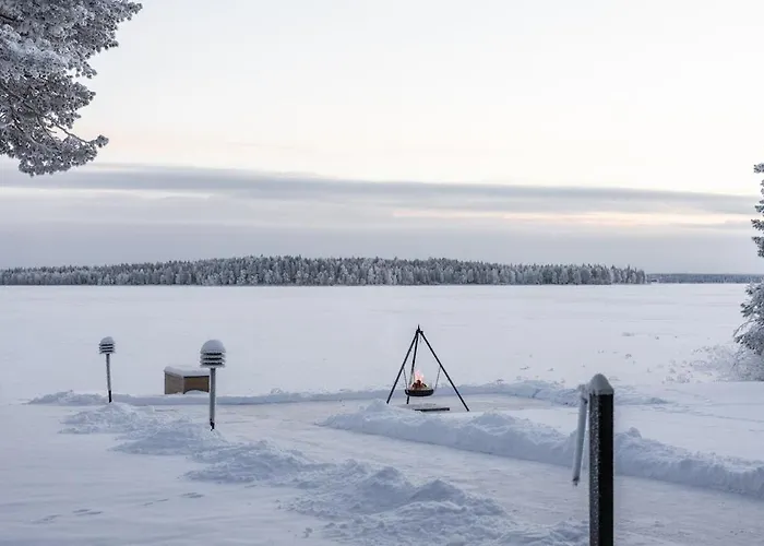 Hila Kajo - New In Norvajaervi 木屋